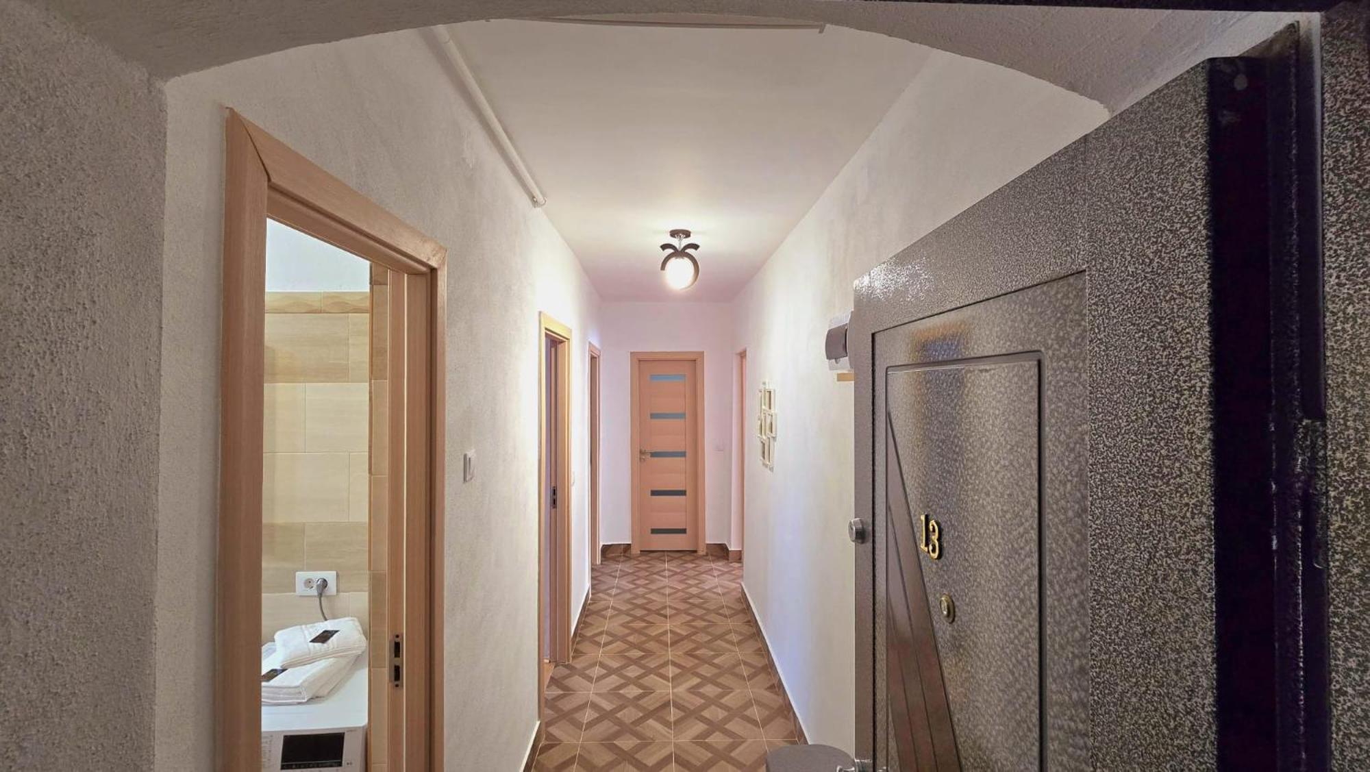 Apartament Confort Hd Hunedoara Esterno foto